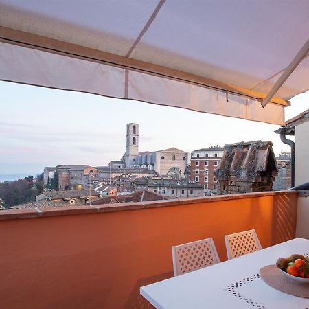 Panoramic Apt - A Due Passi Dal Centro - Italywego Перуджа Екстериор снимка
