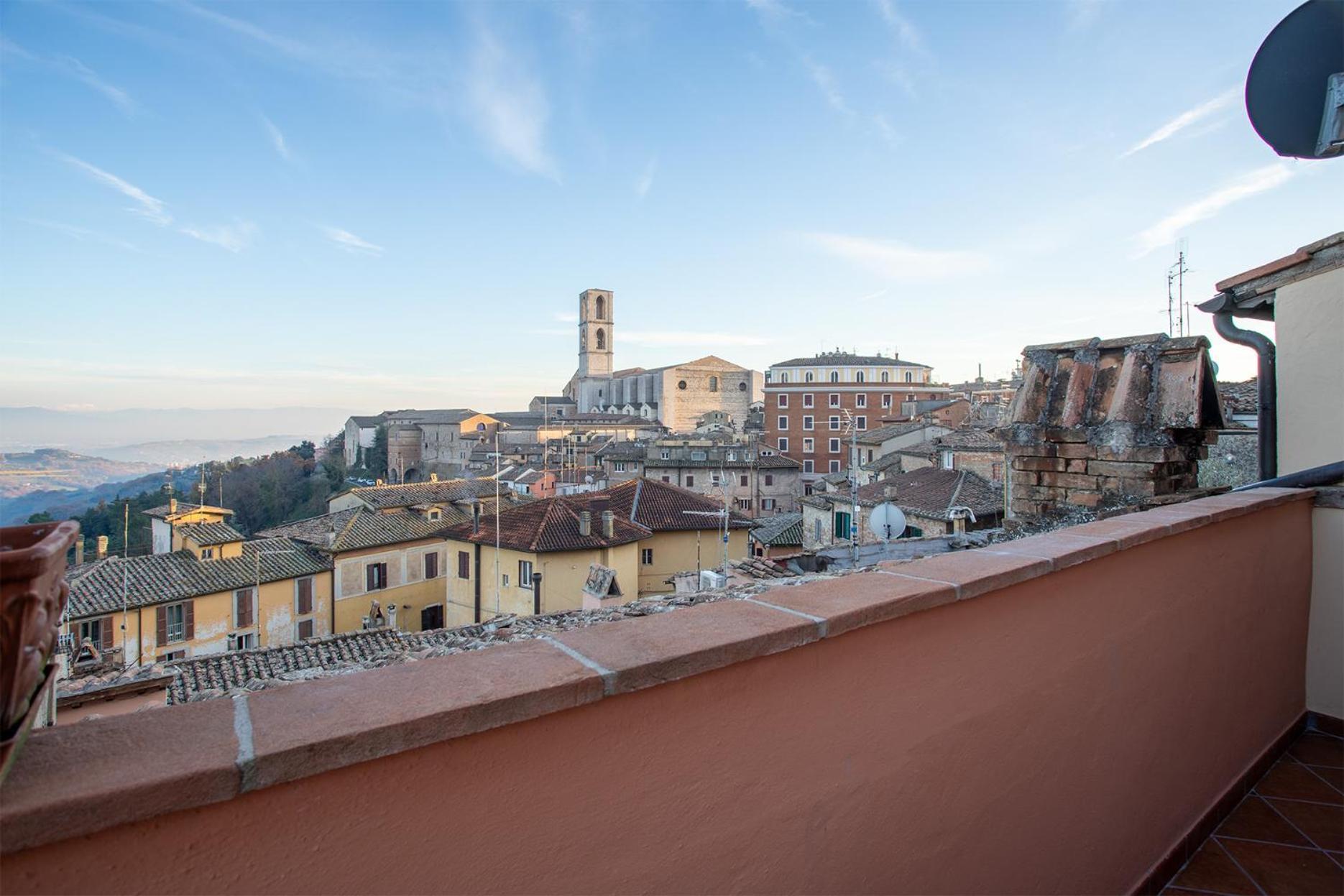 Panoramic Apt - A Due Passi Dal Centro - Italywego Перуджа Екстериор снимка
