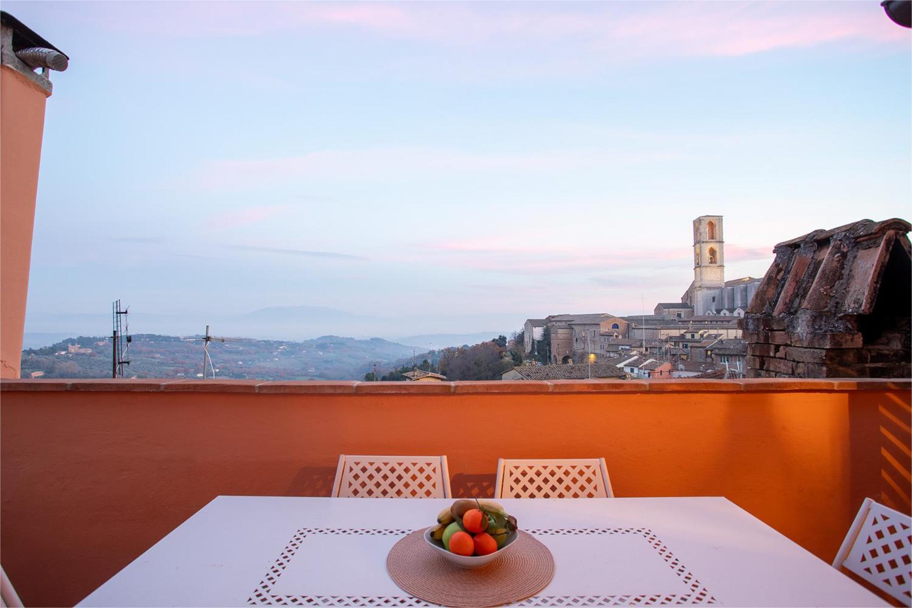 Panoramic Apt - A Due Passi Dal Centro - Italywego Перуджа Екстериор снимка